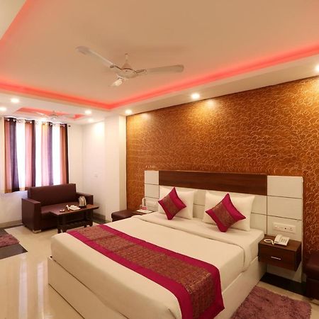 Hotel Classic New Delhi Exterior foto